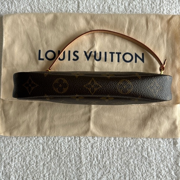 Louis Vuitton Monogram Panda Pochette Accessories - Picture 13 of 17